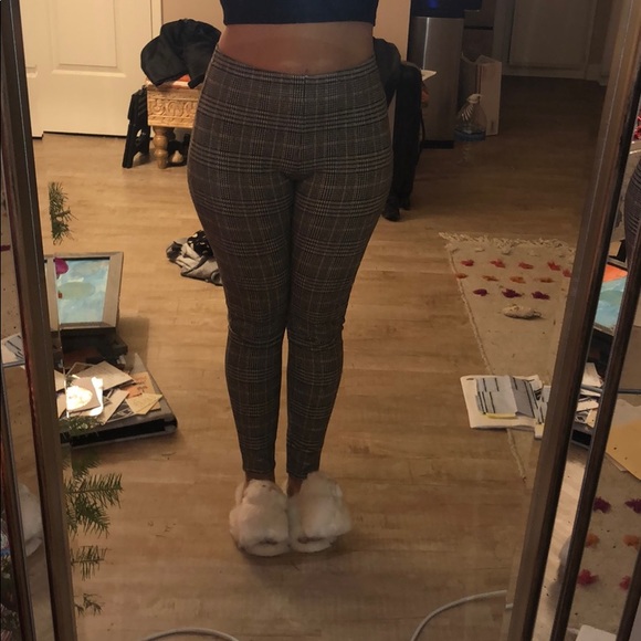 High Waisted Plaid Pull-On Leggings 👖 - Picture 5 of 6